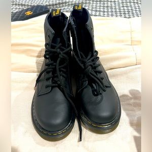 Dr Martens AirWair size 3 us